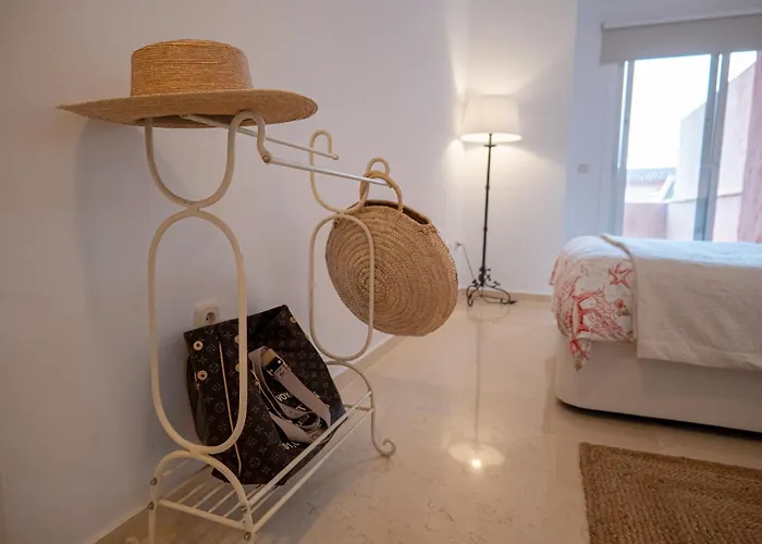 Апартаменти Apartmento Familiar Con Piscina Con Vista Al Mar