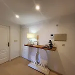 Apartmento Familiar Con Piscina Con Vista Al Mar Апартаменти *