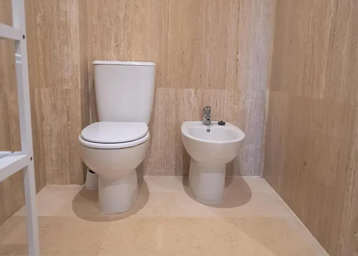 Apartmento Familiar Con Piscina Con Vista Al Mar דירה מארבלה